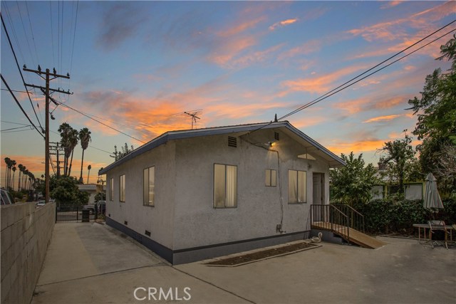 2 Bed Home for Sale in East Los Angeles, California