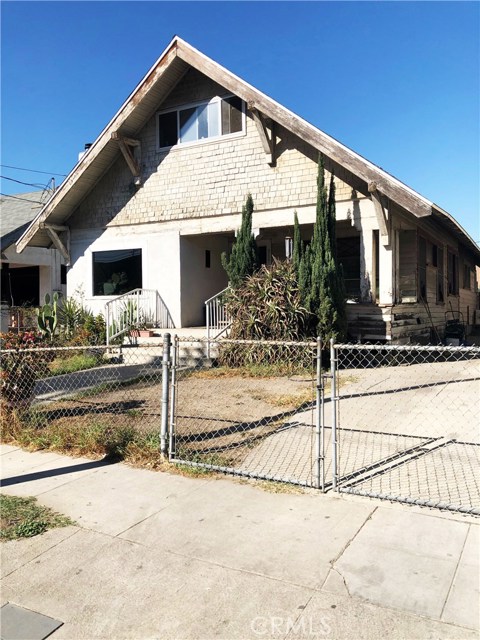 3 Bed Home for Sale in Los Angeles, California