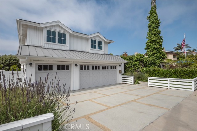933 9th Street, Manhattan Beach, California 90266, 4 Bedrooms Bedrooms, ,2 BathroomsBathrooms,Residential,Sold,9th,SB21112500
