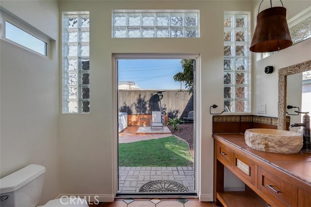 1908 Condon Avenue, Redondo Beach, California 90278, 2 Bedrooms Bedrooms, ,2 BathroomsBathrooms,Residential,Sold,Condon,PW21060307