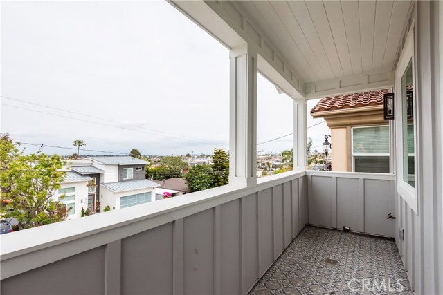 1133 Stanford Avenue, Redondo Beach, California 90278, 3 Bedrooms Bedrooms, ,2 BathroomsBathrooms,Residential,Sold,Stanford,SB19097702