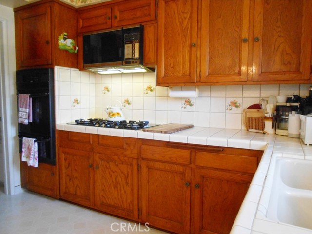 More and More Cabinets!!! Storage will not be a problem here.
