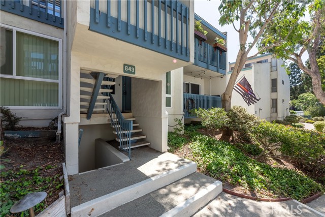 643 Prospect Avenue, Redondo Beach, California 90277, 2 Bedrooms Bedrooms, ,2 BathroomsBathrooms,Residential,Sold,Prospect,PW21143035