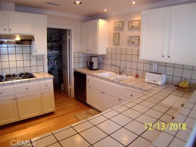 1920 Voorhees Avenue, Redondo Beach, California 90278, 3 Bedrooms Bedrooms, ,2 BathroomsBathrooms,Residential,Sold,Voorhees,SB18248726