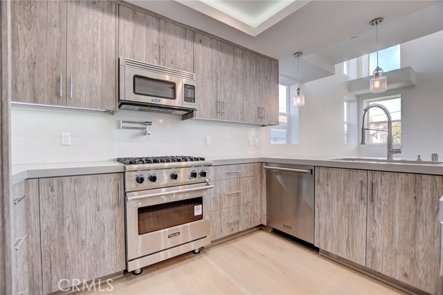 2nd Level . . . Kitchen with Viking dishwasher to compliment Range and Dishwasher
