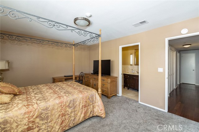 606 Guadalupe Avenue, Redondo Beach, California 90277, 2 Bedrooms Bedrooms, ,2 BathroomsBathrooms,Residential,Sold,Guadalupe,SB19124335