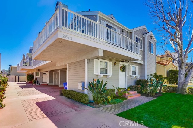 2612 Gates Avenue, Redondo Beach, California 90278, 2 Bedrooms Bedrooms, ,2 BathroomsBathrooms,Residential,Sold,Gates,SB21024956