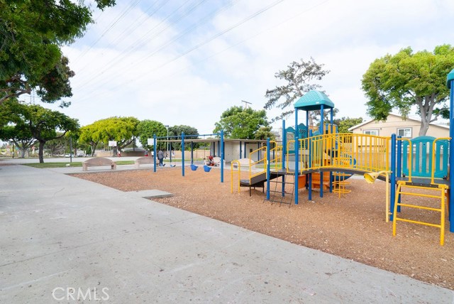 2904 Gibson Place, Redondo Beach, California 90278, 3 Bedrooms Bedrooms, ,1 BathroomBathrooms,Residential,Sold,Gibson,SB19198639