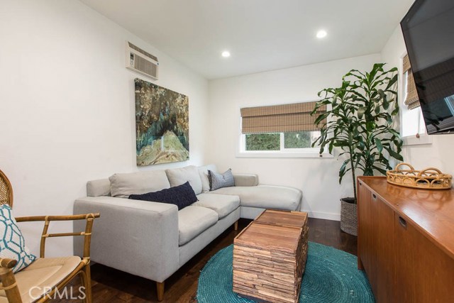 2621 Mathews Avenue, Redondo Beach, California 90278, 3 Bedrooms Bedrooms, ,2 BathroomsBathrooms,Residential,Sold,Mathews,SB20148757