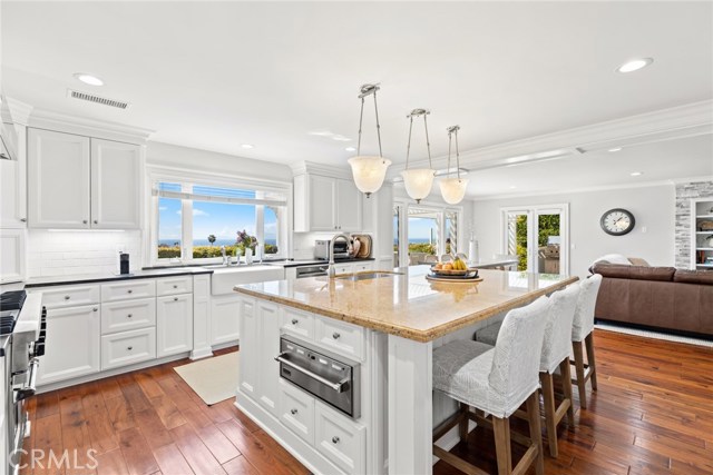 Photo of 3 Twin Lakes Circle, Corona del Mar, CA 92625