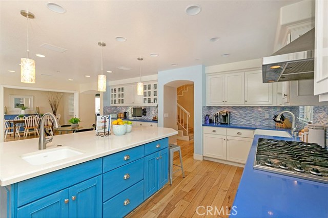 825 Anita Street, Redondo Beach, California 90278, 4 Bedrooms Bedrooms, ,3 BathroomsBathrooms,Residential,Sold,Anita,SB19217059