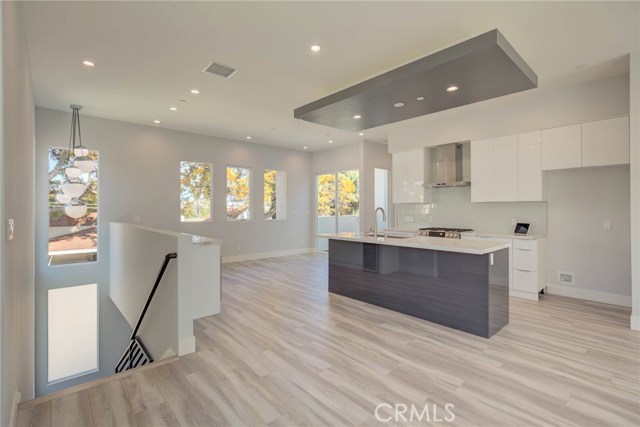 2203 Perkins Lane, Redondo Beach, California 90278, 3 Bedrooms Bedrooms, ,2 BathroomsBathrooms,Residential,Sold,Perkins,PV19112271