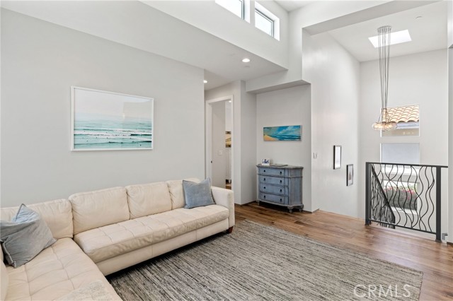 2013 Voorhees Avenue, Redondo Beach, California 90278, 4 Bedrooms Bedrooms, ,3 BathroomsBathrooms,Residential,Sold,Voorhees,SB21088037