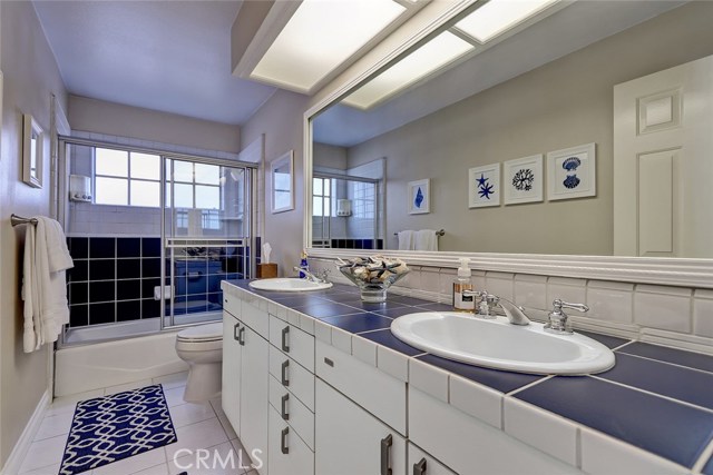 2020 Harriman Lane, Redondo Beach, California 90278, 4 Bedrooms Bedrooms, ,2 BathroomsBathrooms,Residential,Sold,Harriman,SB18263721