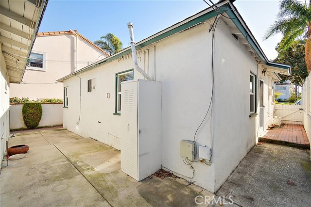 528 Lucia Avenue, Redondo Beach, California 90277, ,Residential Income,Sold,Lucia,SB21140869