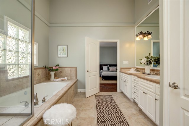 228 Juanita Avenue, Redondo Beach, California 90277, 4 Bedrooms Bedrooms, ,2 BathroomsBathrooms,Residential,Sold,Juanita,SB20139705