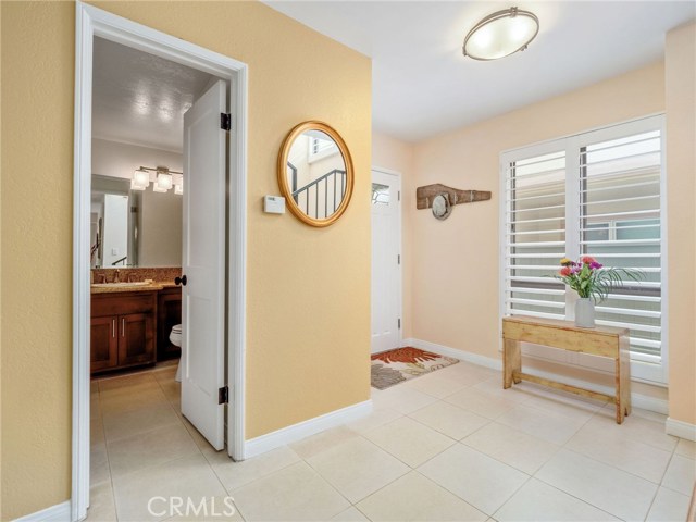 231 Irena Avenue, Redondo Beach, California 90277, 3 Bedrooms Bedrooms, ,1 BathroomBathrooms,Residential,Sold,Irena,SB20087245