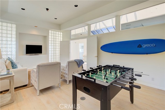 2522 The Strand, Manhattan Beach, California 90266, 3 Bedrooms Bedrooms, ,2 BathroomsBathrooms,Residential,Sold,The Strand,SB19094440