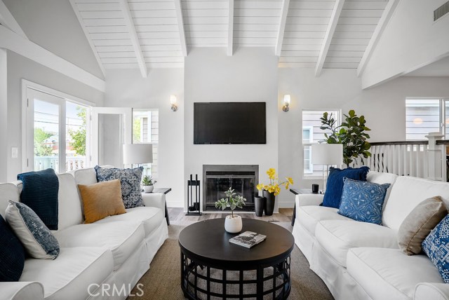 1808 Rockefeller Lane, Redondo Beach, California 90278, 3 Bedrooms Bedrooms, ,2 BathroomsBathrooms,Residential,Sold,Rockefeller,SB18082595