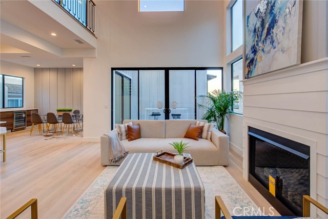 602 Irena Avenue, Redondo Beach, California 90277, 4 Bedrooms Bedrooms, ,4 BathroomsBathrooms,Residential,Sold,Irena,PV19131744