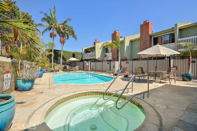 1405 Goodman Avenue, Redondo Beach, California 90278, 2 Bedrooms Bedrooms, ,2 BathroomsBathrooms,Residential,Sold,Goodman,SB19221927