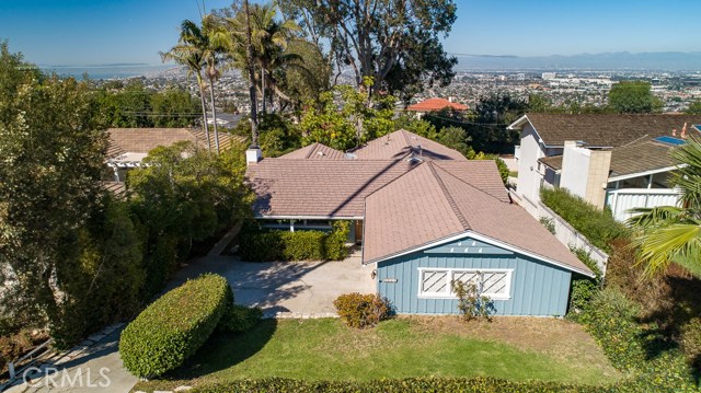 3917 Via Solano, Palos Verdes Estates, California 90274, 3 Bedrooms Bedrooms, ,1 BathroomBathrooms,Residential,Sold,Via Solano,SB19018927