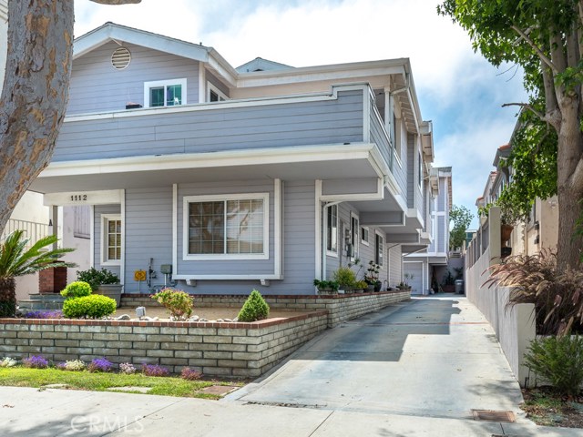 1112 Vincent Street, Redondo Beach, California 90277, 3 Bedrooms Bedrooms, ,2 BathroomsBathrooms,Residential,Sold,Vincent,SB18191775