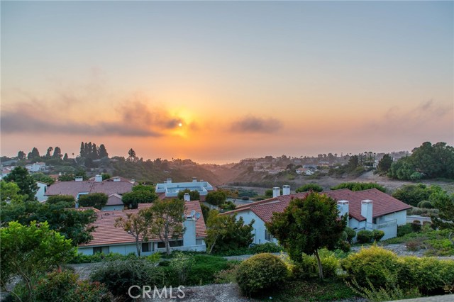 6542 Ocean Crest Drive, Rancho Palos Verdes, California 90275, 2 Bedrooms Bedrooms, ,2 BathroomsBathrooms,Residential,Sold,Ocean Crest,PV20181624