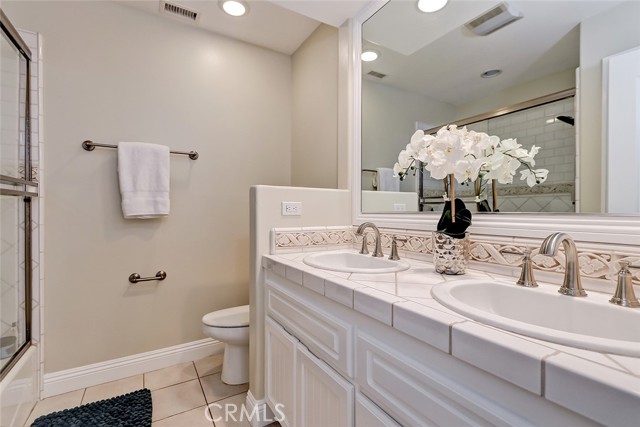 2207 Perkins Lane, Redondo Beach, California 90278, 3 Bedrooms Bedrooms, ,2 BathroomsBathrooms,Residential,Sold,Perkins,SB21094545