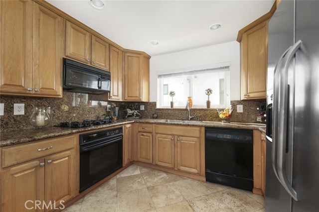 202 Juanita Avenue, Redondo Beach, California 90277, 4 Bedrooms Bedrooms, ,3 BathroomsBathrooms,Residential,Sold,Juanita,SB20150379