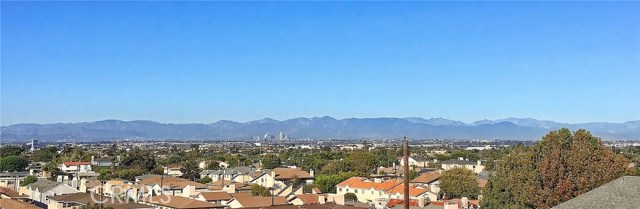 2606 Voorhees Avenue, Redondo Beach, California 90278, 3 Bedrooms Bedrooms, ,2 BathroomsBathrooms,Residential,Sold,Voorhees,SB19114138