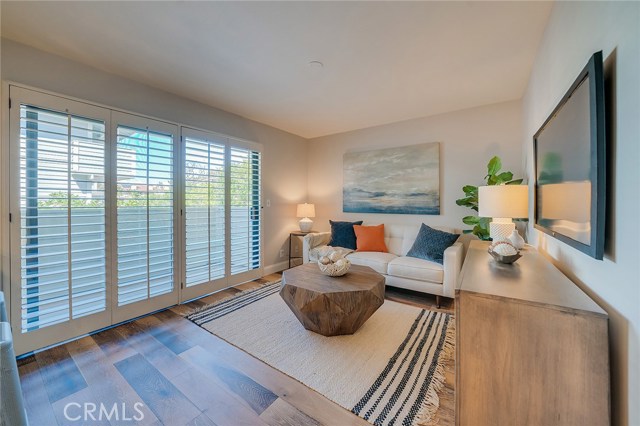 14 Bermuda Court, Manhattan Beach, California 90266, 2 Bedrooms Bedrooms, ,1 BathroomBathrooms,Residential,Sold,Bermuda,SB20058467