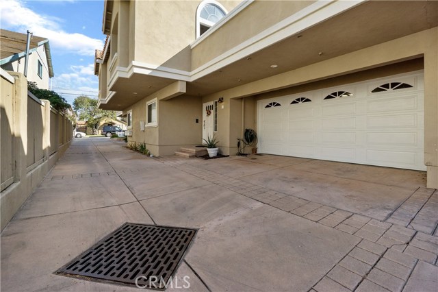 2702 Carnegie Lane, Redondo Beach, California 90278, 3 Bedrooms Bedrooms, ,2 BathroomsBathrooms,Residential,Sold,Carnegie,SB20202081