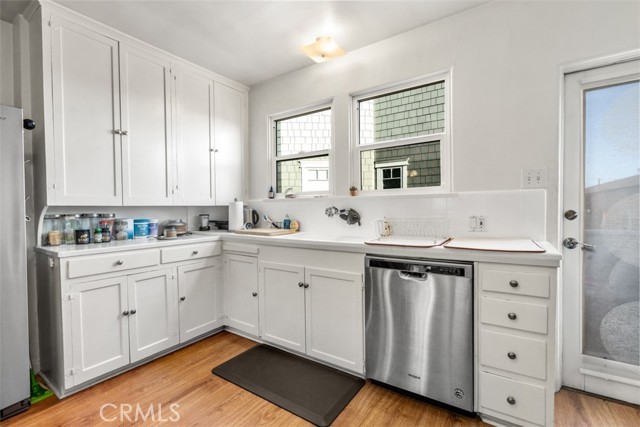 200 Gull Street, Manhattan Beach, California 90266, 3 Bedrooms Bedrooms, ,1 BathroomBathrooms,Residential,Sold,Gull,OC21063409