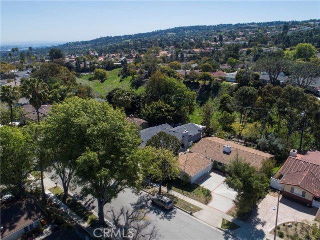 5276 Willow Wood Road, Rolling Hills Estates, California 90274, 3 Bedrooms Bedrooms, ,2 BathroomsBathrooms,Residential,Sold,Willow Wood,PV18069312