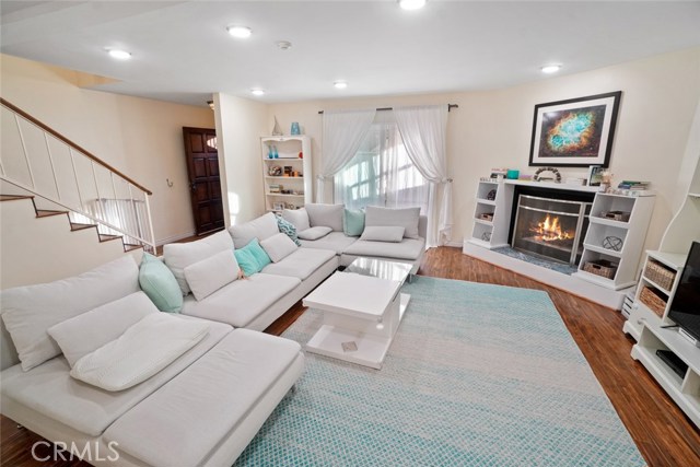 515 Meyer Lane, Redondo Beach, California 90278, 3 Bedrooms Bedrooms, ,3 BathroomsBathrooms,Residential,Sold,Meyer,PW21011132