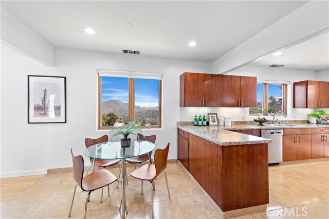 3 Bed Home for Sale in Los Angeles, California