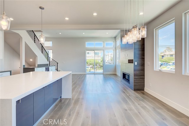 1922 Vanderbilt Lane, Redondo Beach, California 90278, 5 Bedrooms Bedrooms, ,5 BathroomsBathrooms,Residential,Sold,Vanderbilt,PV19214347