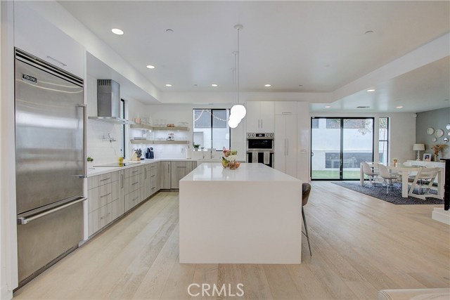 1921 Ruhland Avenue, Redondo Beach, California 90278, 4 Bedrooms Bedrooms, ,4 BathroomsBathrooms,Residential,Sold,Ruhland,SB20053880