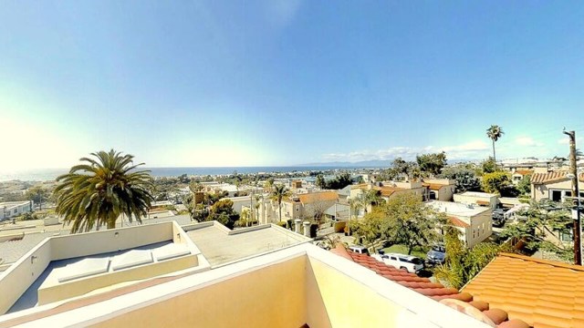 926 15th Street, Hermosa Beach, California 90254, 3 Bedrooms Bedrooms, ,2 BathroomsBathrooms,Residential,Sold,15th,SB18060859