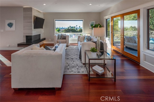 544 AVE B, Redondo Beach, California 90277, 3 Bedrooms Bedrooms, ,3 BathroomsBathrooms,Residential,Sold,AVE B,SB20239008