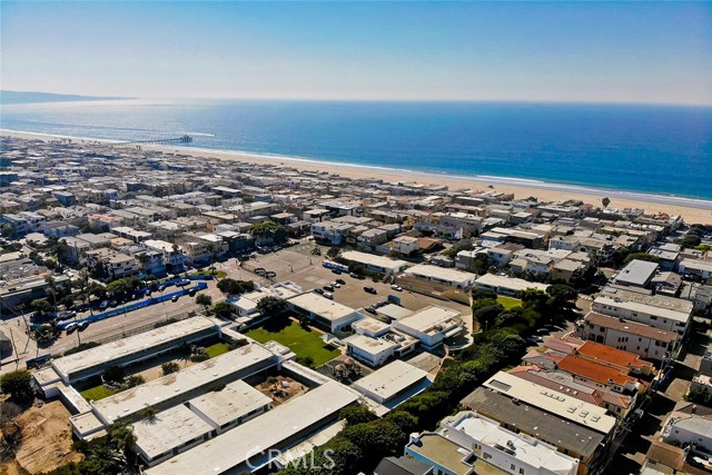 449 26th Street, Manhattan Beach, California 90266, 5 Bedrooms Bedrooms, ,4 BathroomsBathrooms,Residential,Sold,26th,SB20164574