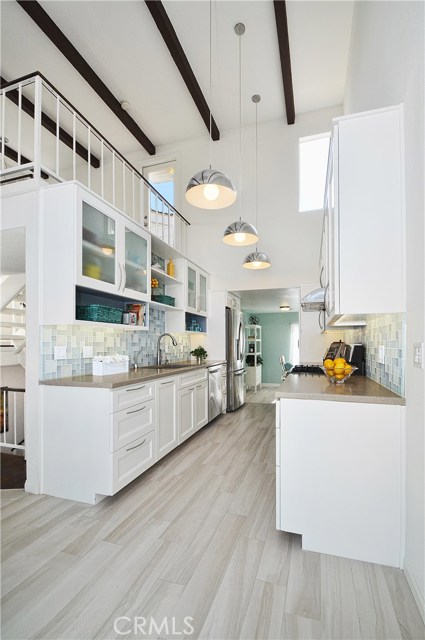 425 Catalina Avenue, Redondo Beach, California 90277, 3 Bedrooms Bedrooms, ,2 BathroomsBathrooms,Residential,Sold,Catalina,SB17123223