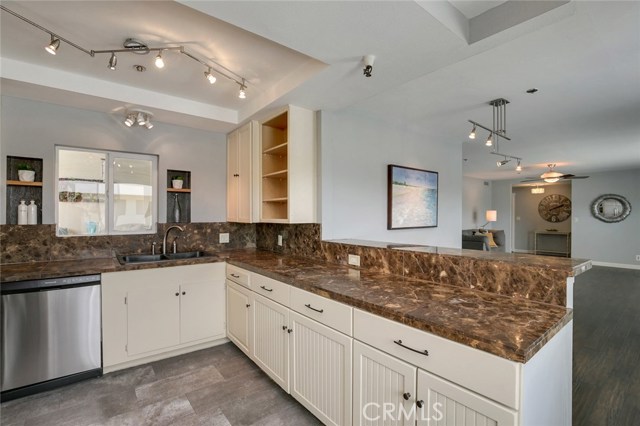 29641 Western Avenue, Rancho Palos Verdes, California 90275, 3 Bedrooms Bedrooms, ,2 BathroomsBathrooms,Residential,Sold,Western,PW18144447
