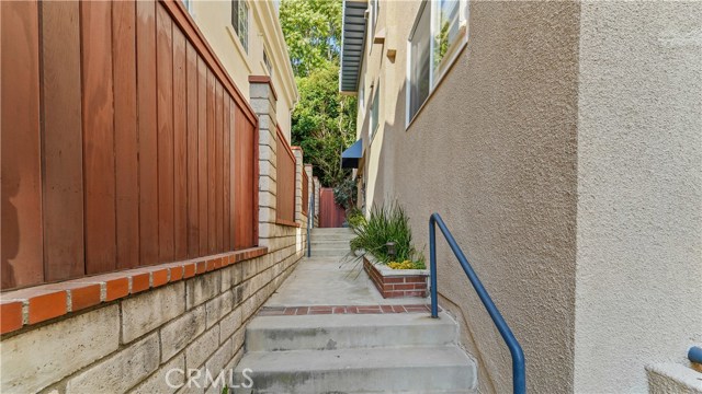 818 Juanita Avenue, Redondo Beach, California 90277, 4 Bedrooms Bedrooms, ,1 BathroomBathrooms,Residential,Sold,Juanita,SB20195219