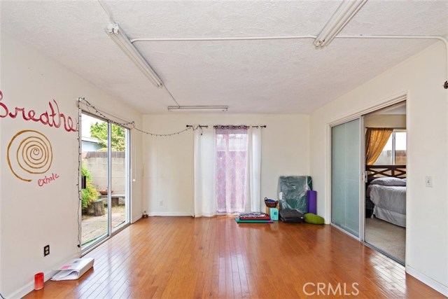 959 2nd Street, Hermosa Beach, California 90254, 5 Bedrooms Bedrooms, ,2 BathroomsBathrooms,Residential,Sold,2nd,SB20190726