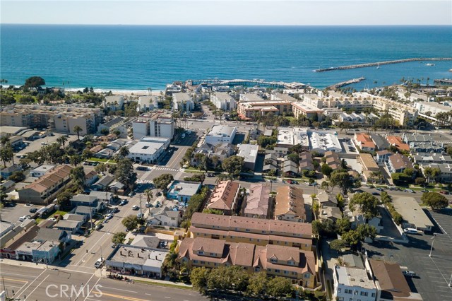 317 Garnet Street, Redondo Beach, California 90277, 4 Bedrooms Bedrooms, ,2 BathroomsBathrooms,Residential,Sold,Garnet,SB20020819