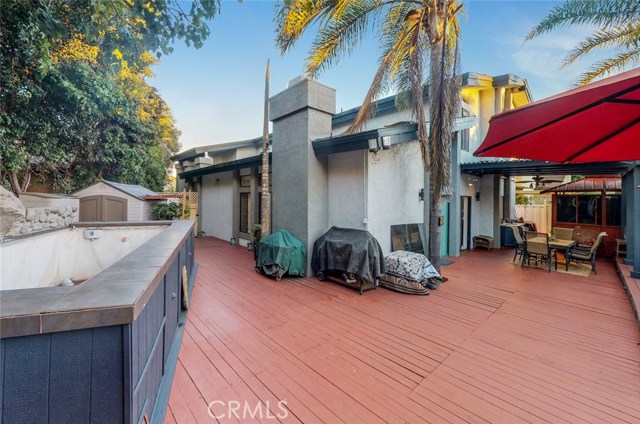 5 Bed Home for Sale in Hawthorne, California