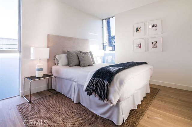 1152 Rowell Avenue, Manhattan Beach, California 90266, 3 Bedrooms Bedrooms, ,2 BathroomsBathrooms,Residential,Sold,Rowell,SB17066274