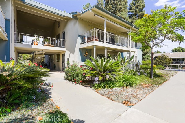 Photo of 46 Calle Aragon #H, Laguna Woods, CA 92637